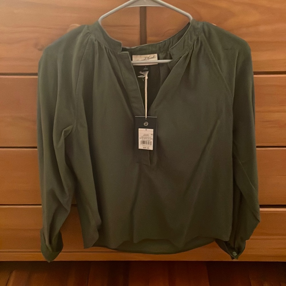 Brand new universal thread blouse. Size small